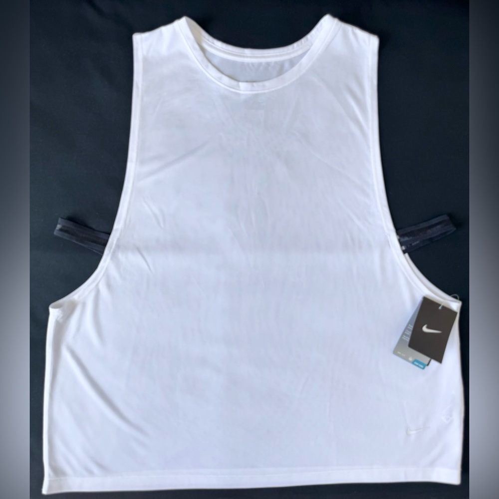 Nike Women's Dry Fit Muscle Tank Top - Breathable - White - Size XL - NWT